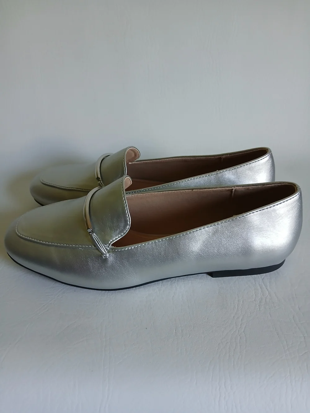 Journee Collection Silver Metallic Slip-On Loafers Sz11M